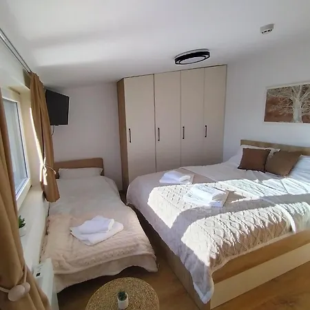 Alibikopaoniksky32 *